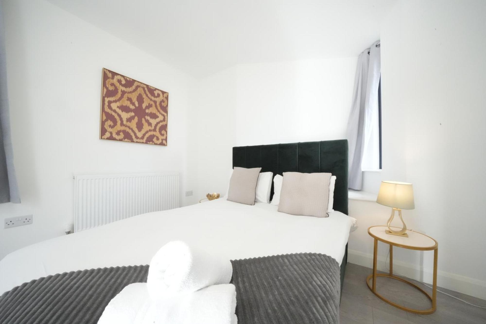 Ealing Broadway Great Stay 7-Minute Walk From The Underground Eksteriør billede