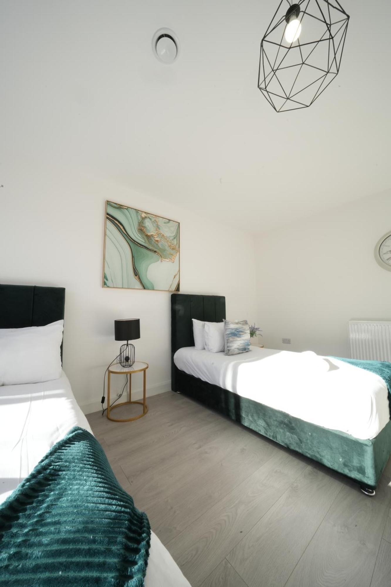 Ealing Broadway Great Stay 7-Minute Walk From The Underground Eksteriør billede