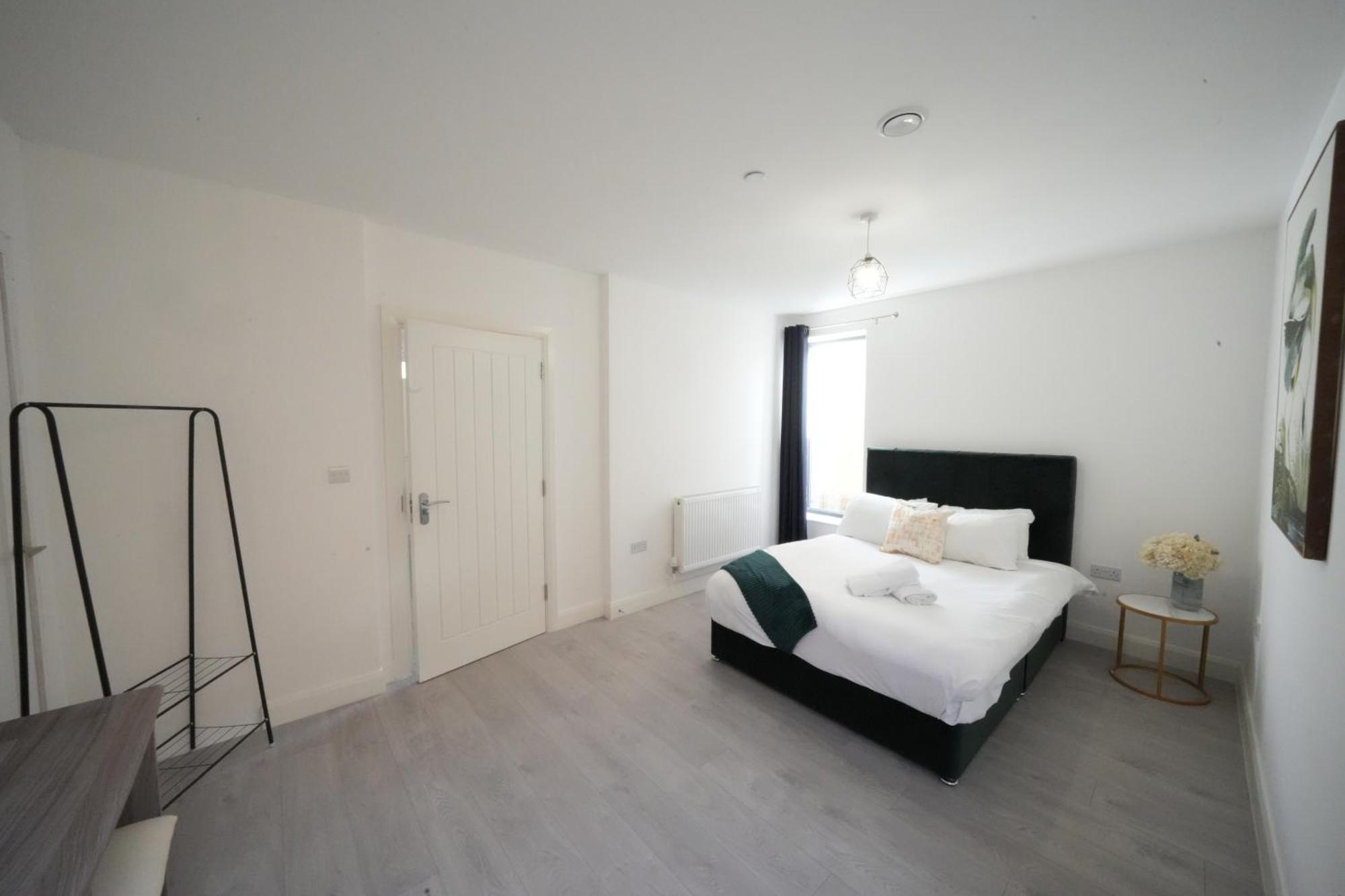 Ealing Broadway Great Stay 7-Minute Walk From The Underground Eksteriør billede